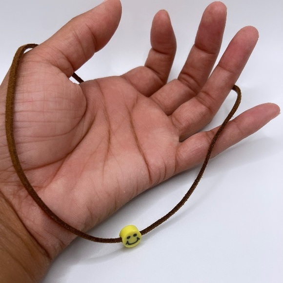 Trendy Y2K Inspired Faux Leather String Cord Necklace - Picture 3 of 6